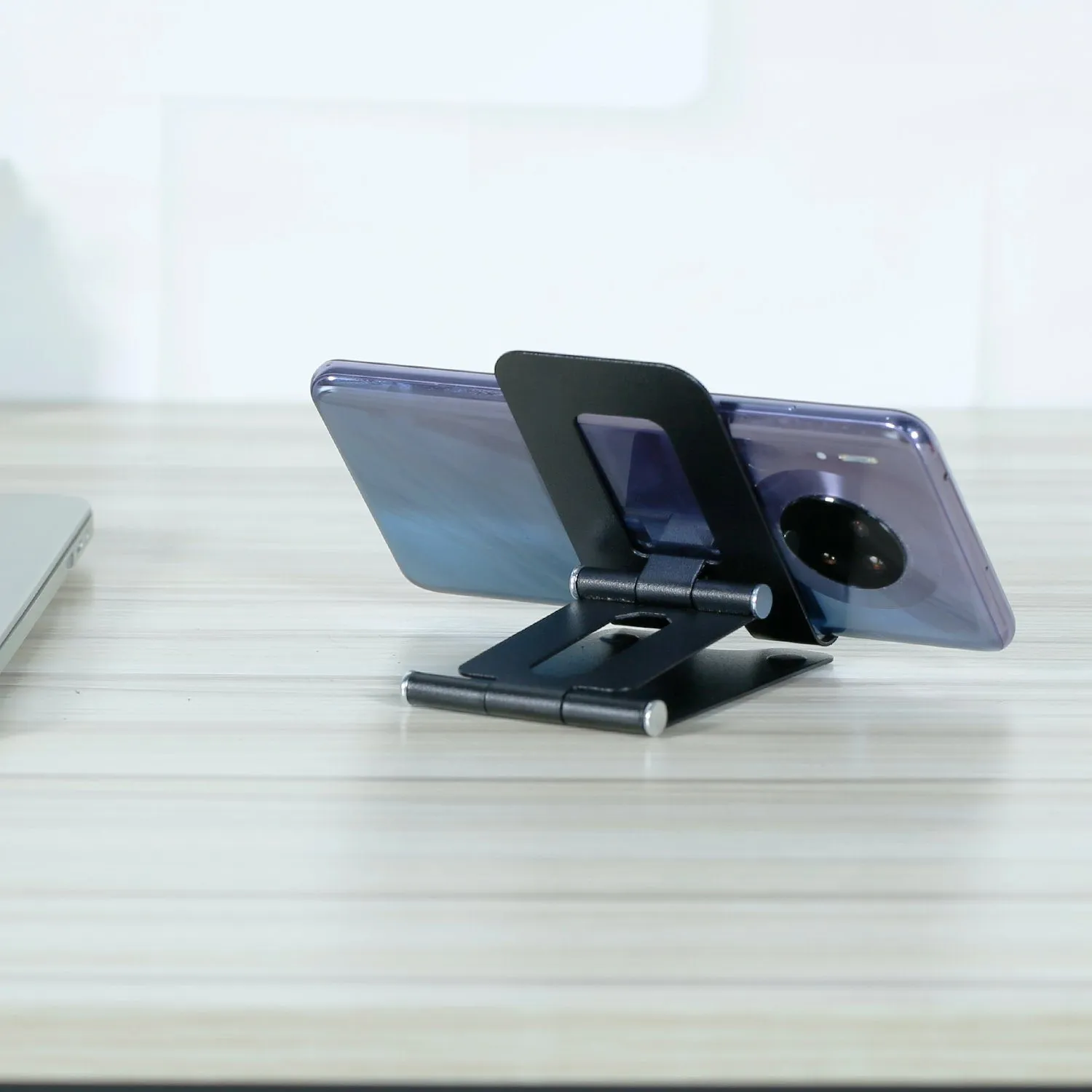 Adjustable Foldable Desktop Phone Stand