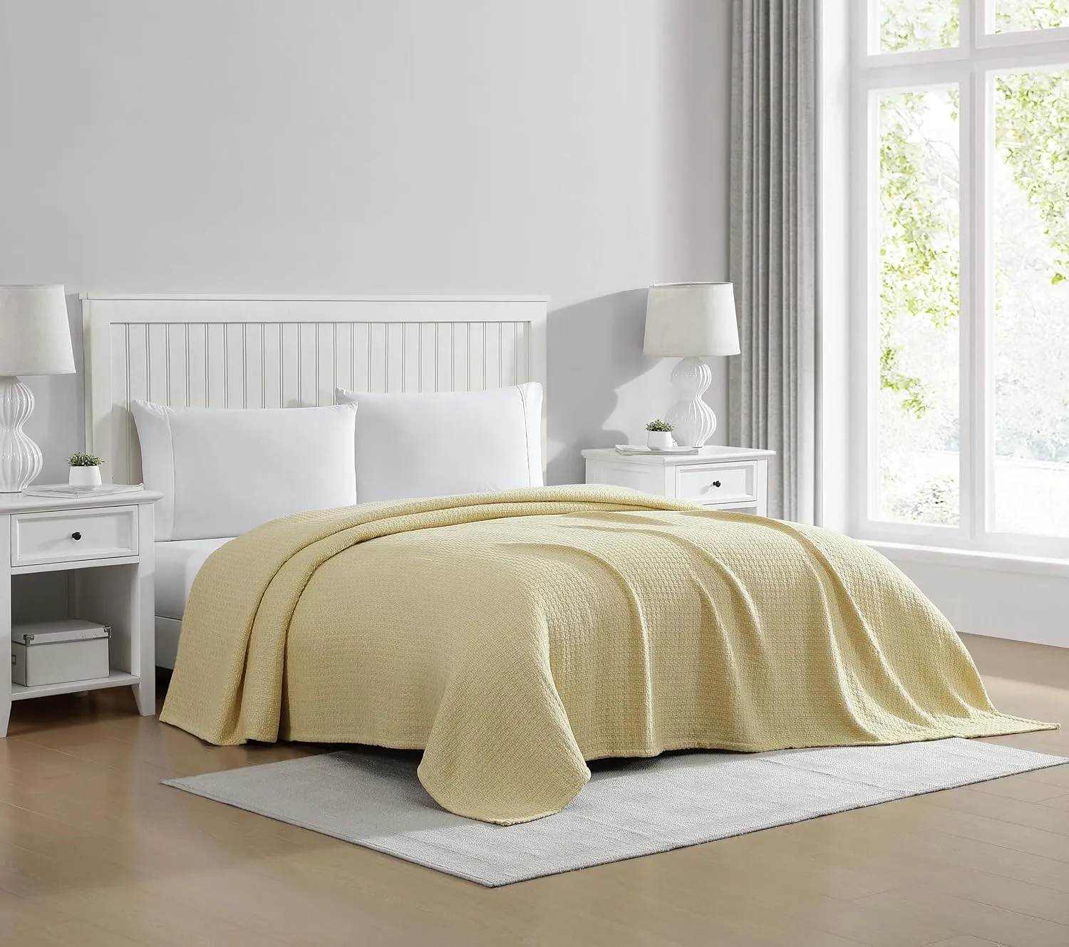Beatrice Home Fashions Grand Hotel Lightweight All-Natural 100% Cotton Waffle Weave Blanket, Full/Queen, Lemon