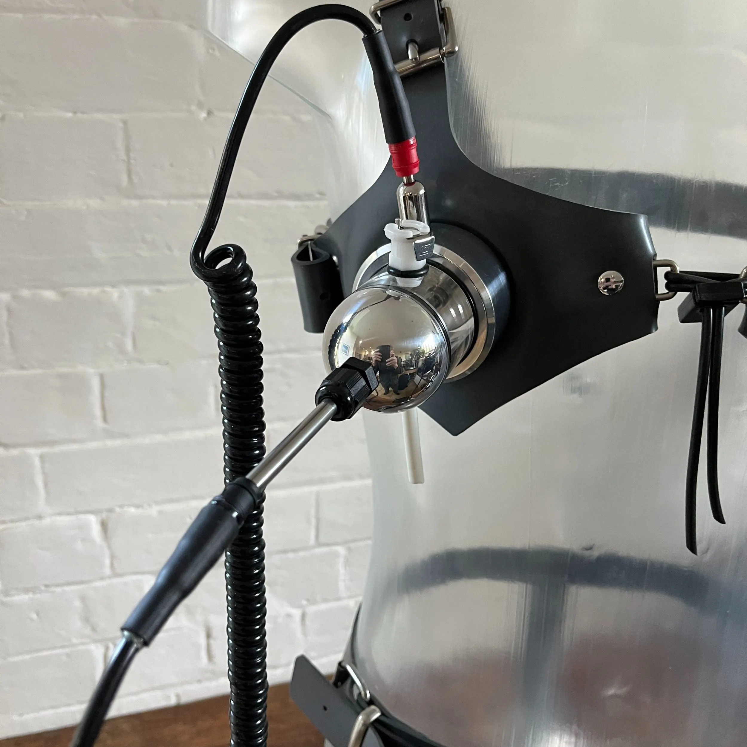Bi-Polar Nipple Cylinders & Harness