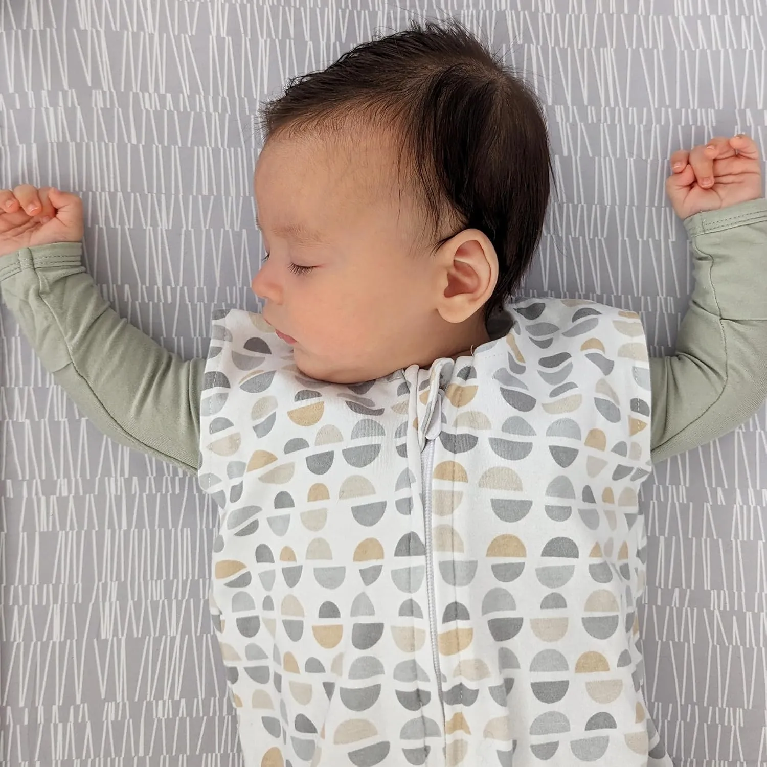 Boppy Baby Sleep Sack 12-18 Months, Wearable Blanket 0.5 TOG, 100% Cotton, 2-Way Zipper for Easy Diaper Changes, Baby Sleeping Bag & Machine Washable, Gray Gold Truffle