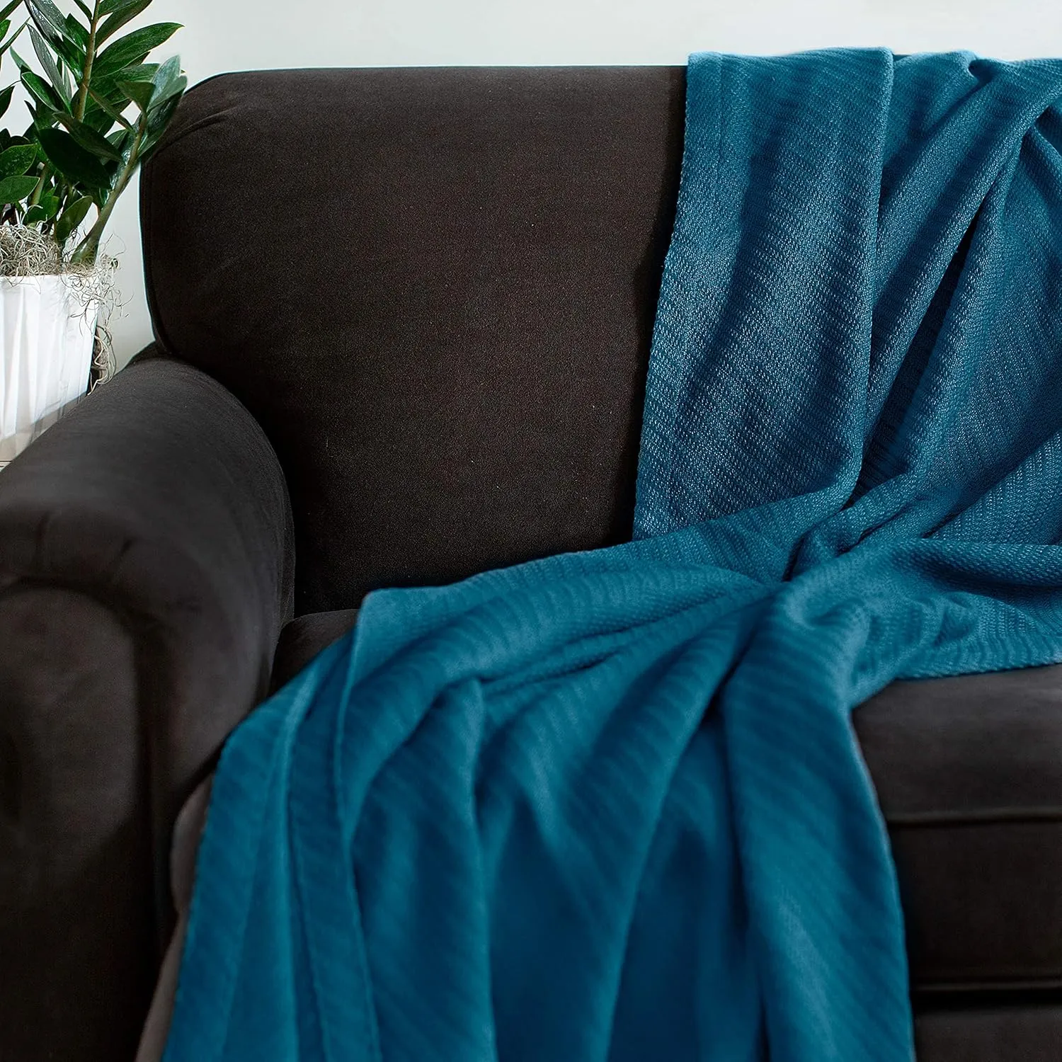 COTTON CRAFT Soft Cotton Thermal Blanket - Plush Herringbone Twill - All Season Luxurious Breathable Skin Friendly Lightweight Cooling Throw Blanket - Sofa Couch Travel Camping Dorm - Full Queen Teal