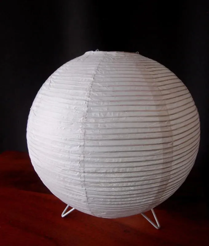Decorative Round Centerpiece Candle Lantern with Fine Lines