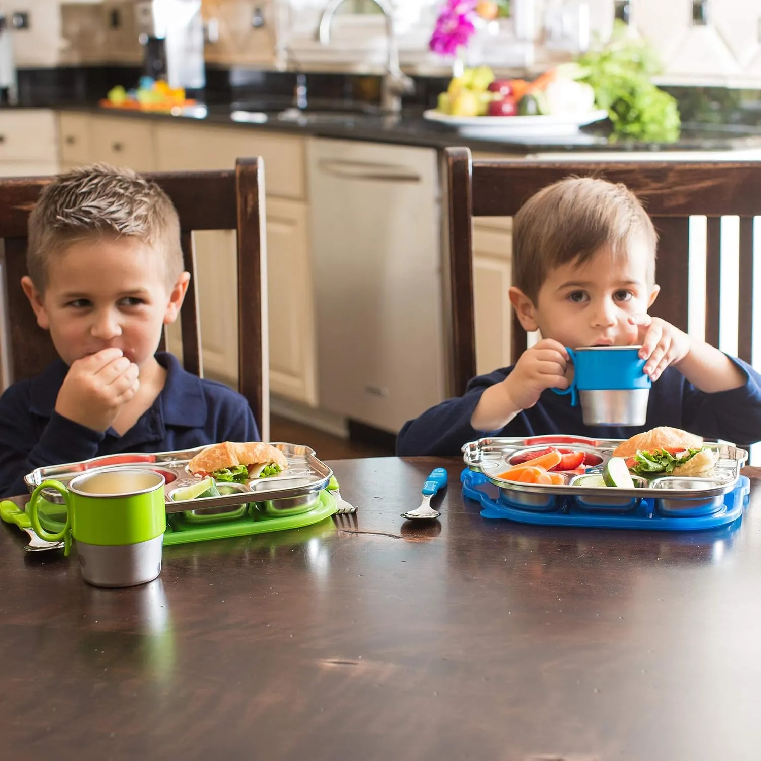 Innobaby Stainless Bus Plate with Sectional Lid, Leak-Resistant Divided Platter, Mom Invented Fun Shape Plate Din Din Smart for Babies, Toddlers and Kids, BPA Free, Green, 2 Pack