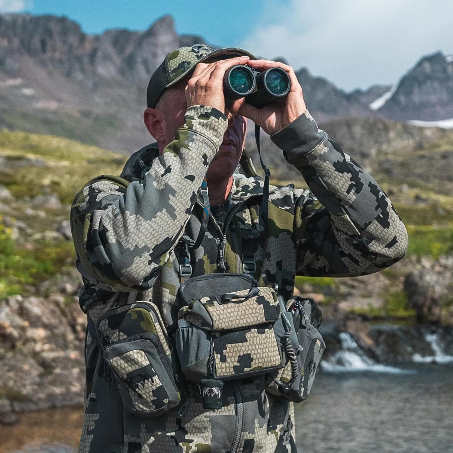 KUIU PRO Bino Harness – Waterproof, Adjustable, One-Hand Lid, Custom Foam Shims, Hydration Rig Compatible Binocular Harness