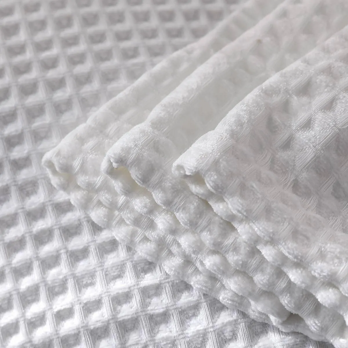 meadow park Cozy Waffle Weave Chenille Thermal Bed Blanket King 104” x 92”, Party Blanket, 380gsm, All Seasons, Ivory
