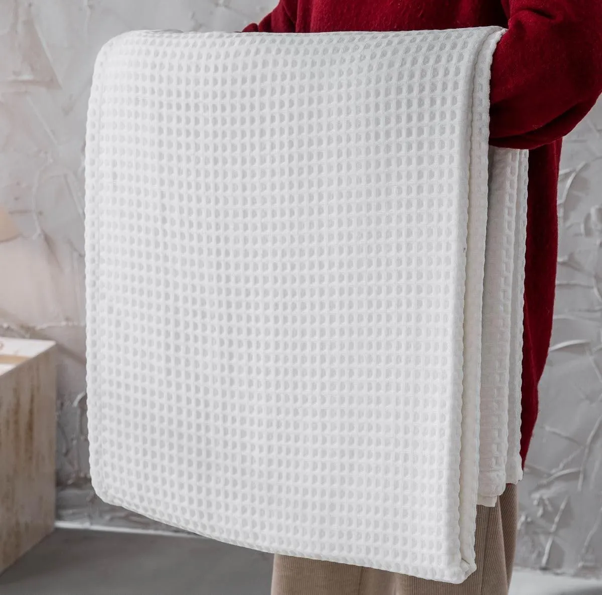 meadow park Cozy Waffle Weave Chenille Thermal Bed Blanket King 104” x 92”, Party Blanket, 380gsm, All Seasons, Ivory