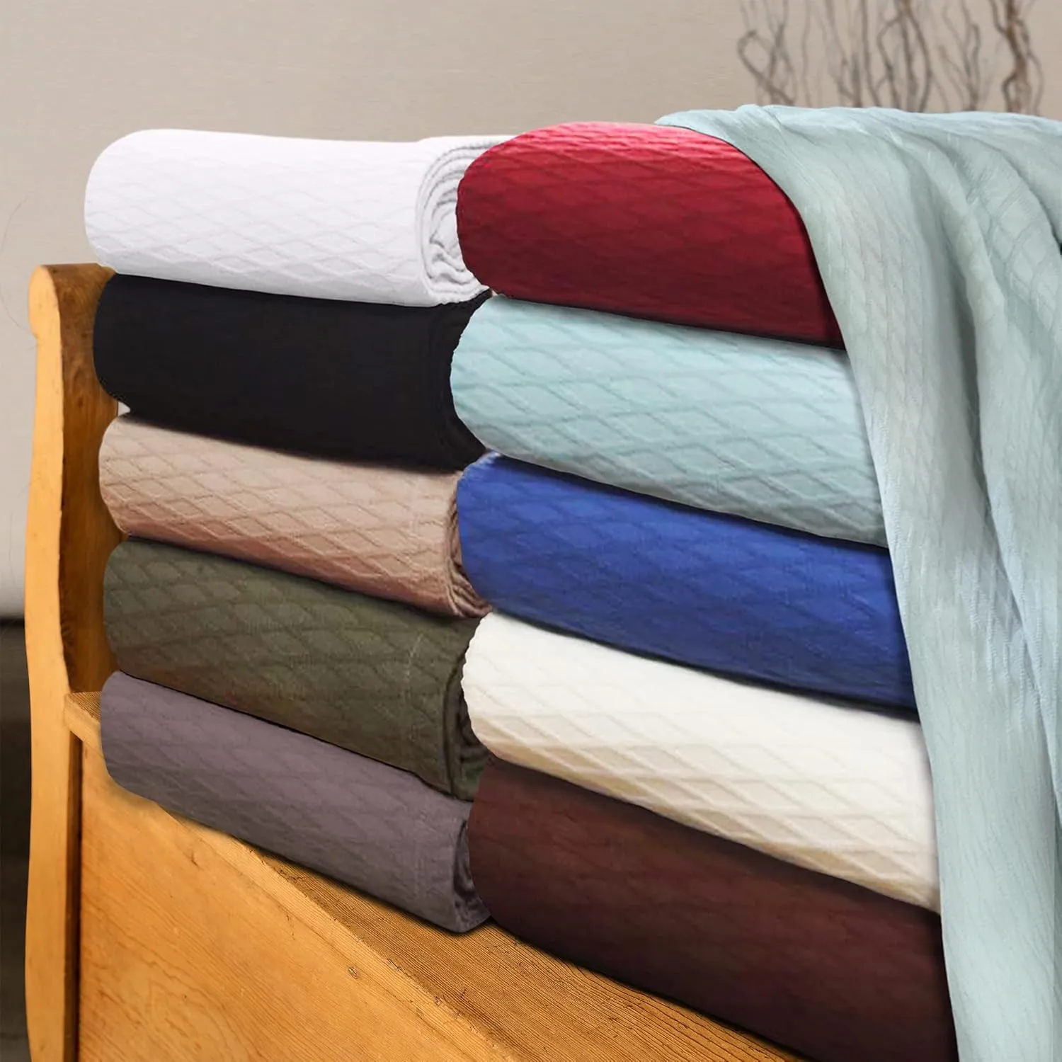 Superior 100% Cotton Thermal Blanket, Soft and Breathable Cotton for All Seasons, Bed Blanket and Oversized Throw Blanket with Luxurious Diamond Weave - King Size, burgundy