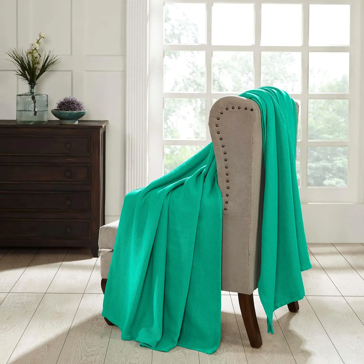 Superior Waffle Weave Cotton Blanket, for Picnic, Beach, Traveling or Camping, Comfy Blanket, Bedroom Decor, Essentials, Cover for Bed, Couch, Lounging, Honeycomb Knit, Twin, Gumdrop Green