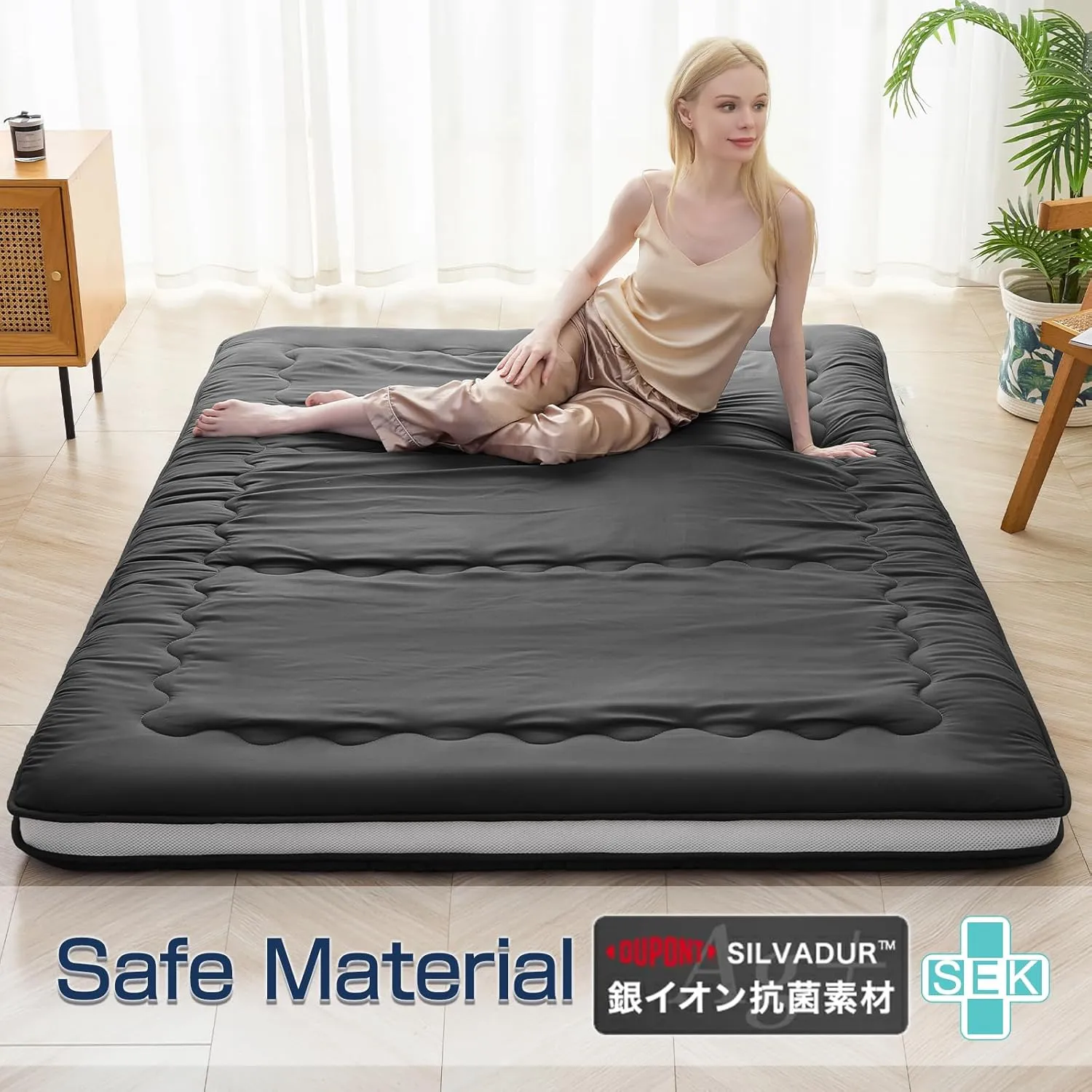 Syalife Japanese Futon Mattress Floor Mattress, 4" Thicken Roll Up Tatami Mat, Foldable & Portable Floor Bed Sleeping Pad, Traditional Shiki Futon (shikibuton), Design by Japan (Black, 39 * 80)