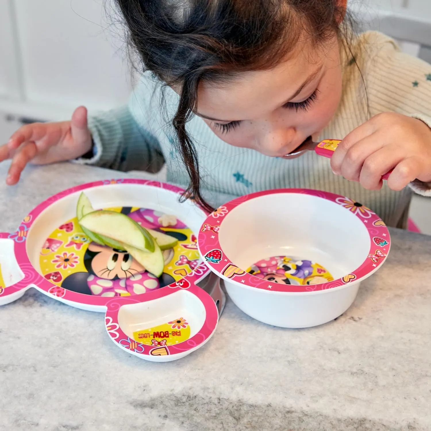 The First Years Disney Minnie Mouse Dinnerware Set - Toddler Plates and Toddler Utensils- 4 Piece Set