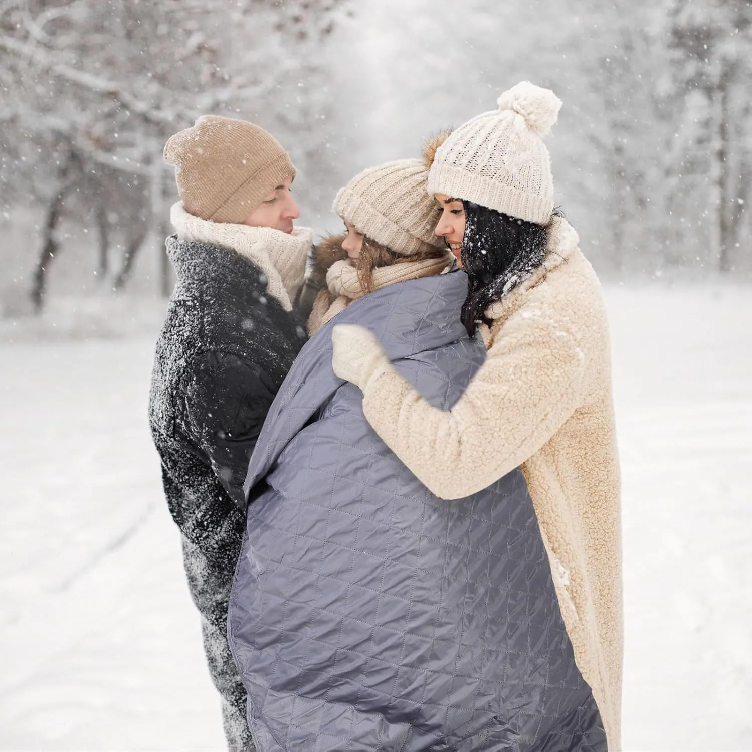 Tranqun 2 Large Outdoor Blanket 78'' x 55'' Quilted Windproof Waterproof Fleece Sandproof Stadium Foldable Warm Blanket for Camping Picnic Sporting Events Cold Weather (Gray)